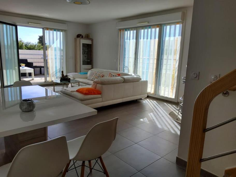 Magnifique Rooftop Duplex Climatise Familial, Aux Arceaux มงต์เปอลิเยร์ ภายนอก รูปภาพ
