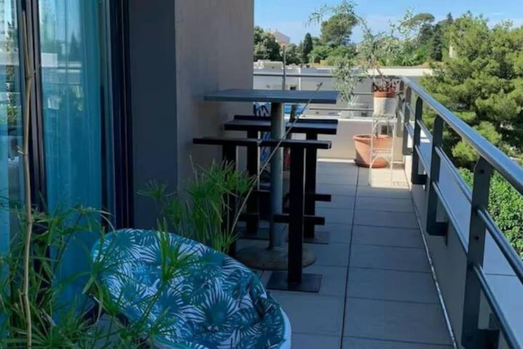 Magnifique Rooftop Duplex Climatise Familial, Aux Arceaux มงต์เปอลิเยร์ ภายนอก รูปภาพ