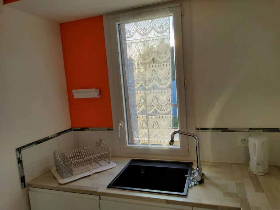 Magnifique Rooftop Duplex Climatise Familial, Aux Arceaux มงต์เปอลิเยร์ ภายนอก รูปภาพ